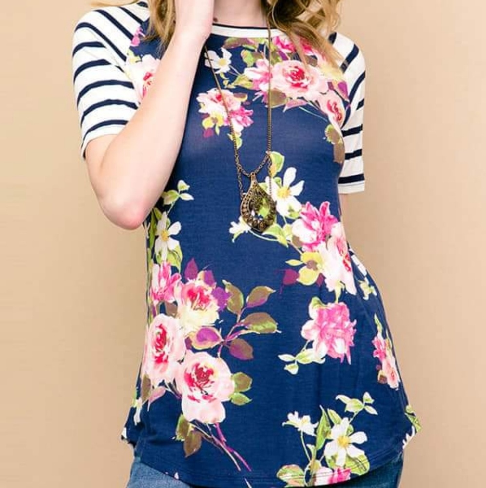NWOT Floral top with striped sleeves